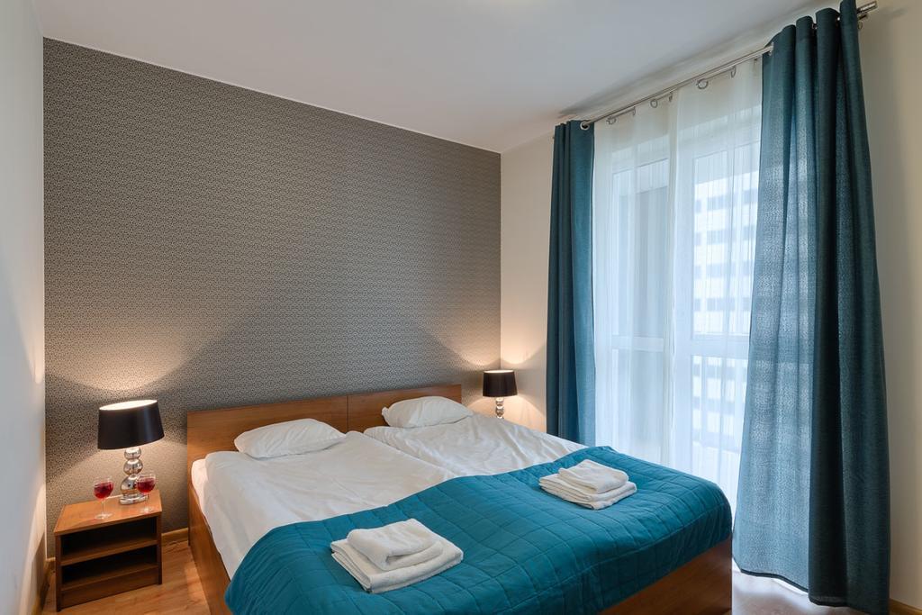 City Aparthotel Wola Warsaw Room photo